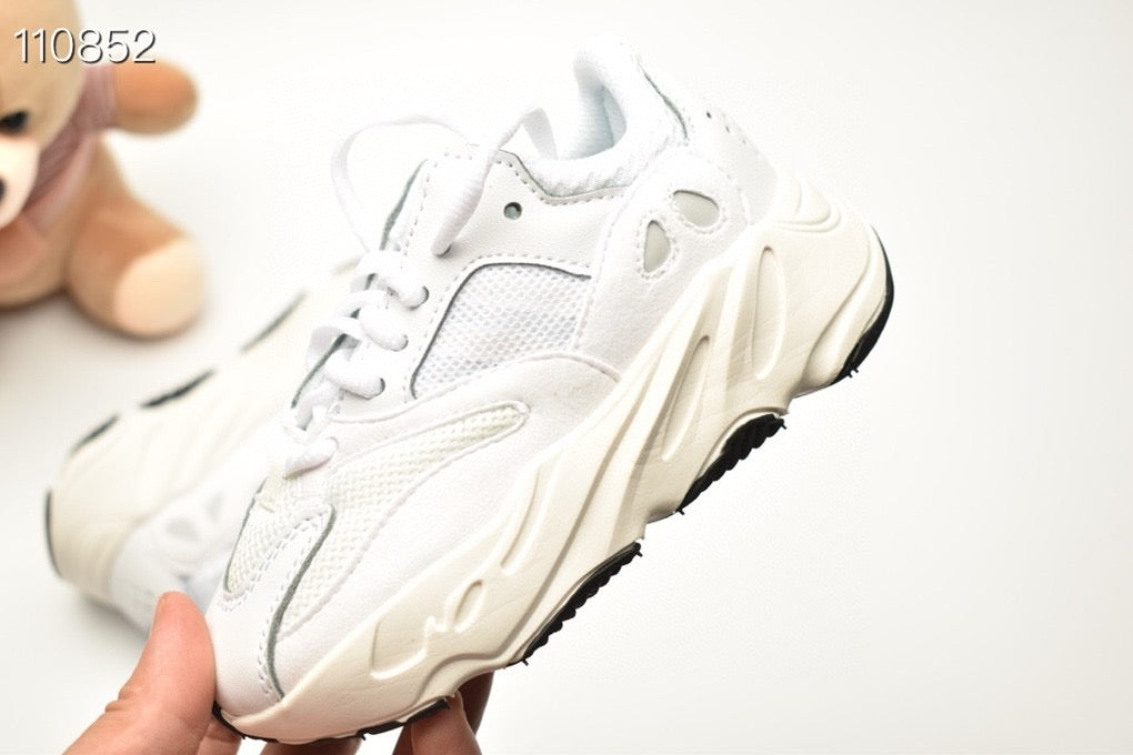 AD Coconut 700 " white"