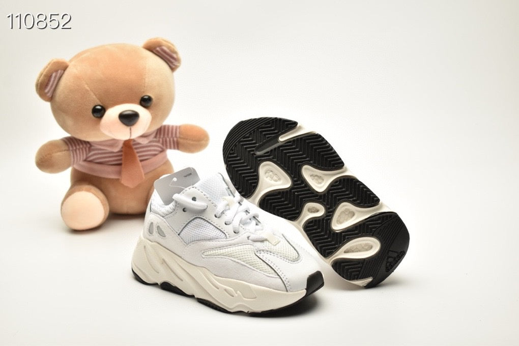 AD Coconut 700 " white"