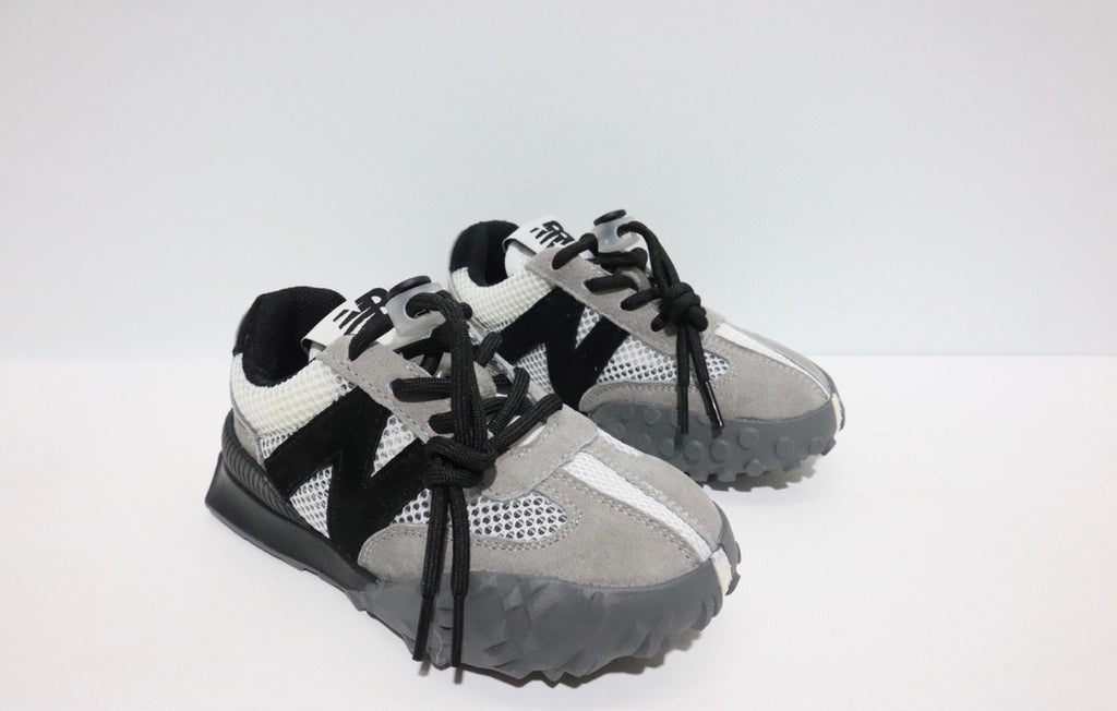 N official website synchronized parallel bars sandals "Gray, black"