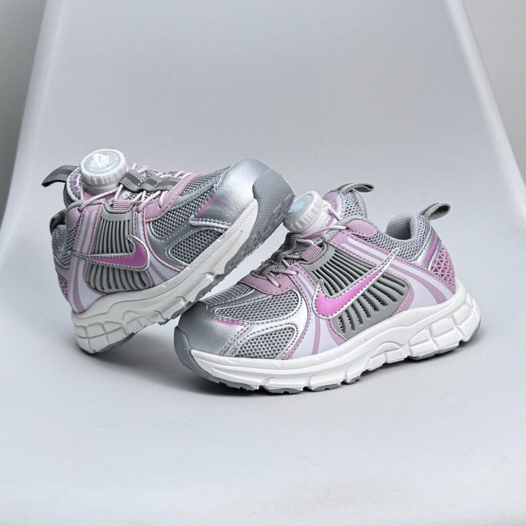 Nike Zoom V5 Retro Sneakers