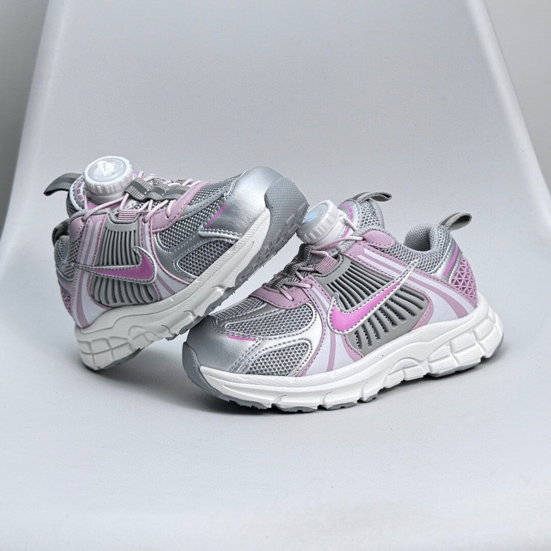 Nike Zoom V5 Retro Sneakers