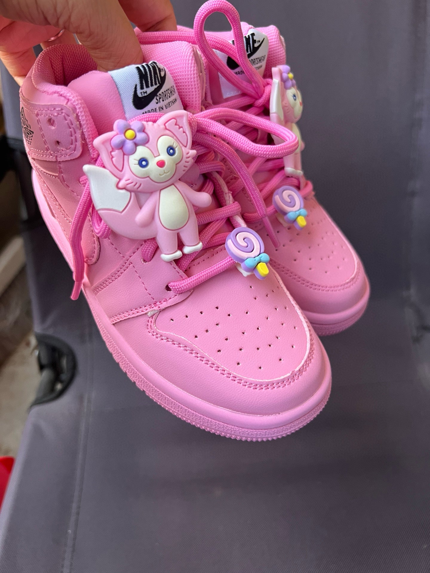 Joe One Cartoon Doll Accessories High Top Sneakers " pink"
