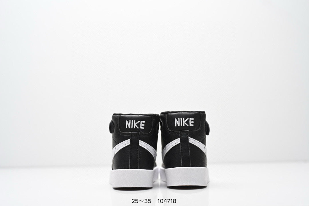 Nike Trail Blazers High-Top Velcro Kids Shoes