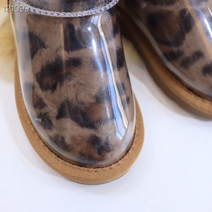 UGG children's jelly boots " brown, black, and tan"