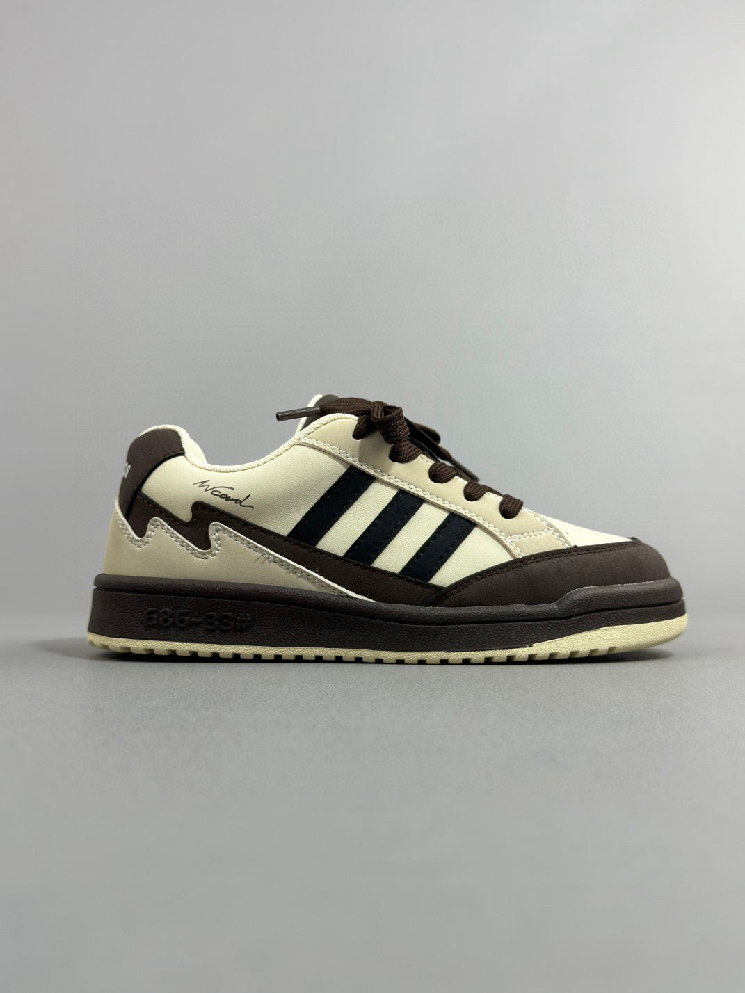 Adidas WCARD ADV classic retro sneakers" cream, brown"
