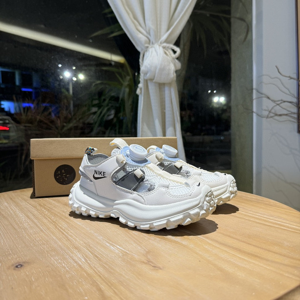 Nike sandals" white, light blue"