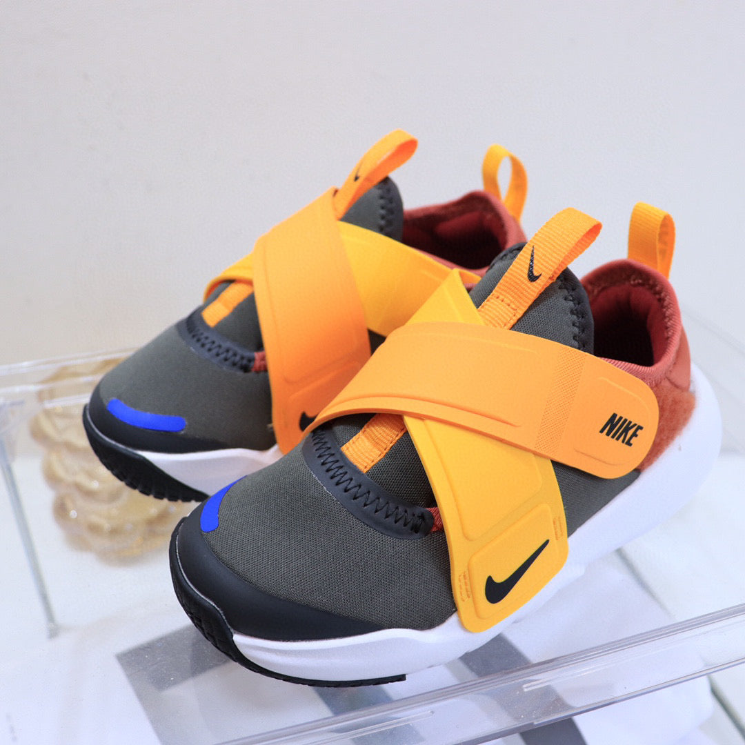 Nike Flying Saucer FA Cross Velcro" black, orange"