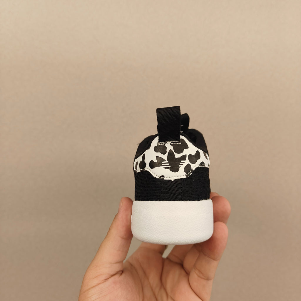 shell toe second generation" Black, white"