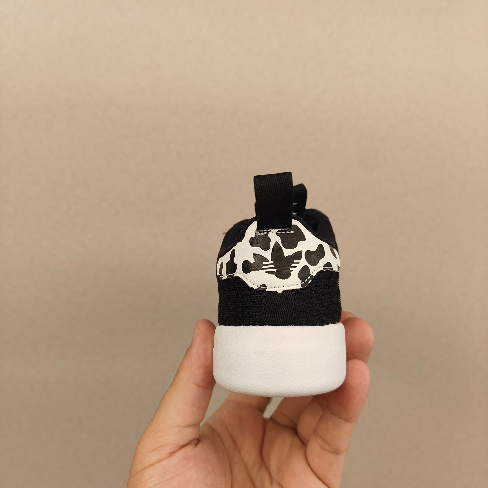 shell toe second generation" Black, white"