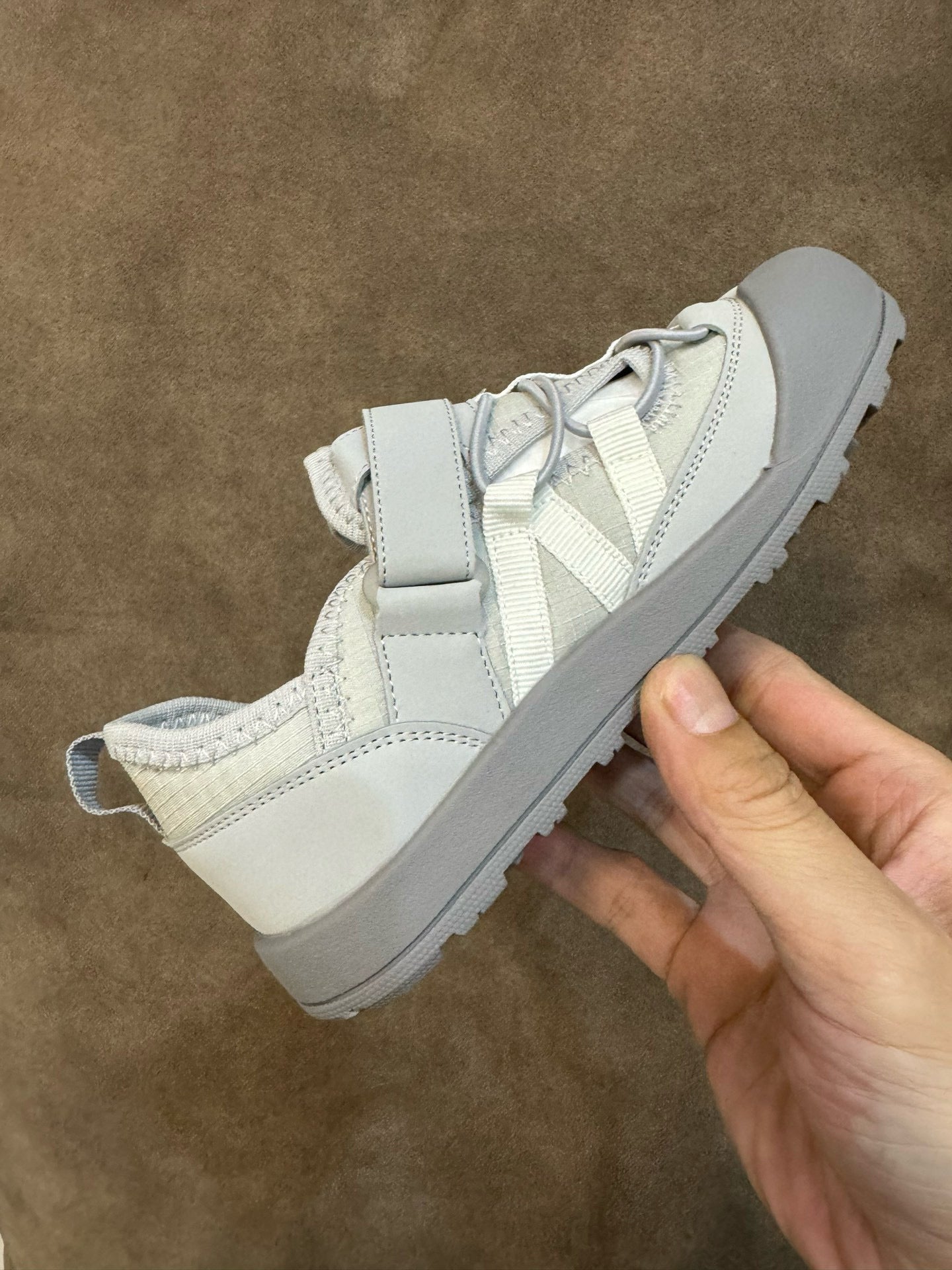 N3205 Velcro River Tracing Children's Sandals"  grey and off-white/light grey"