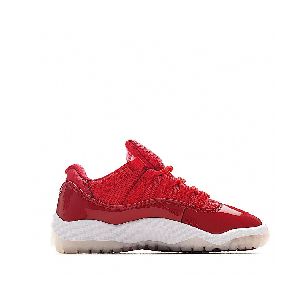 The classic AJ11 is back, mid-top" red"