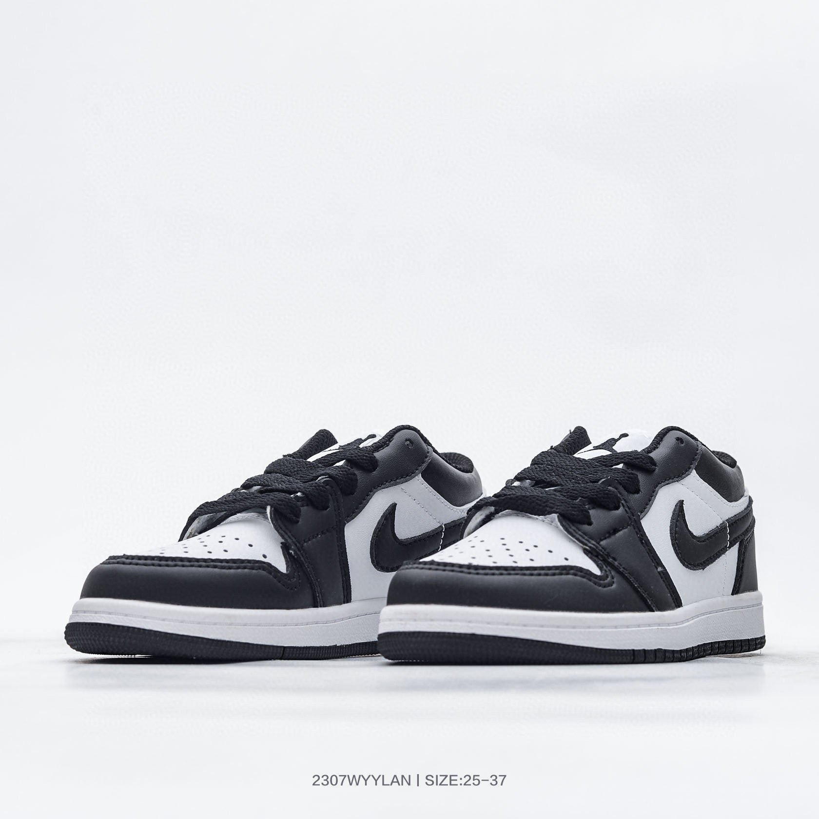 Joe 1 low-top hook series children's shoes" black, white"