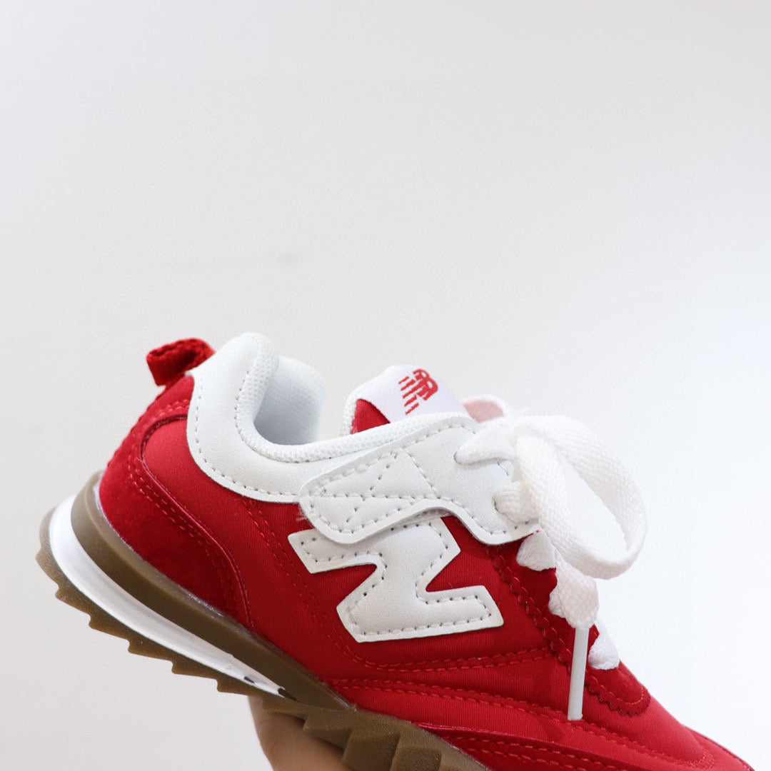 NB overseas version of the shoes" red"