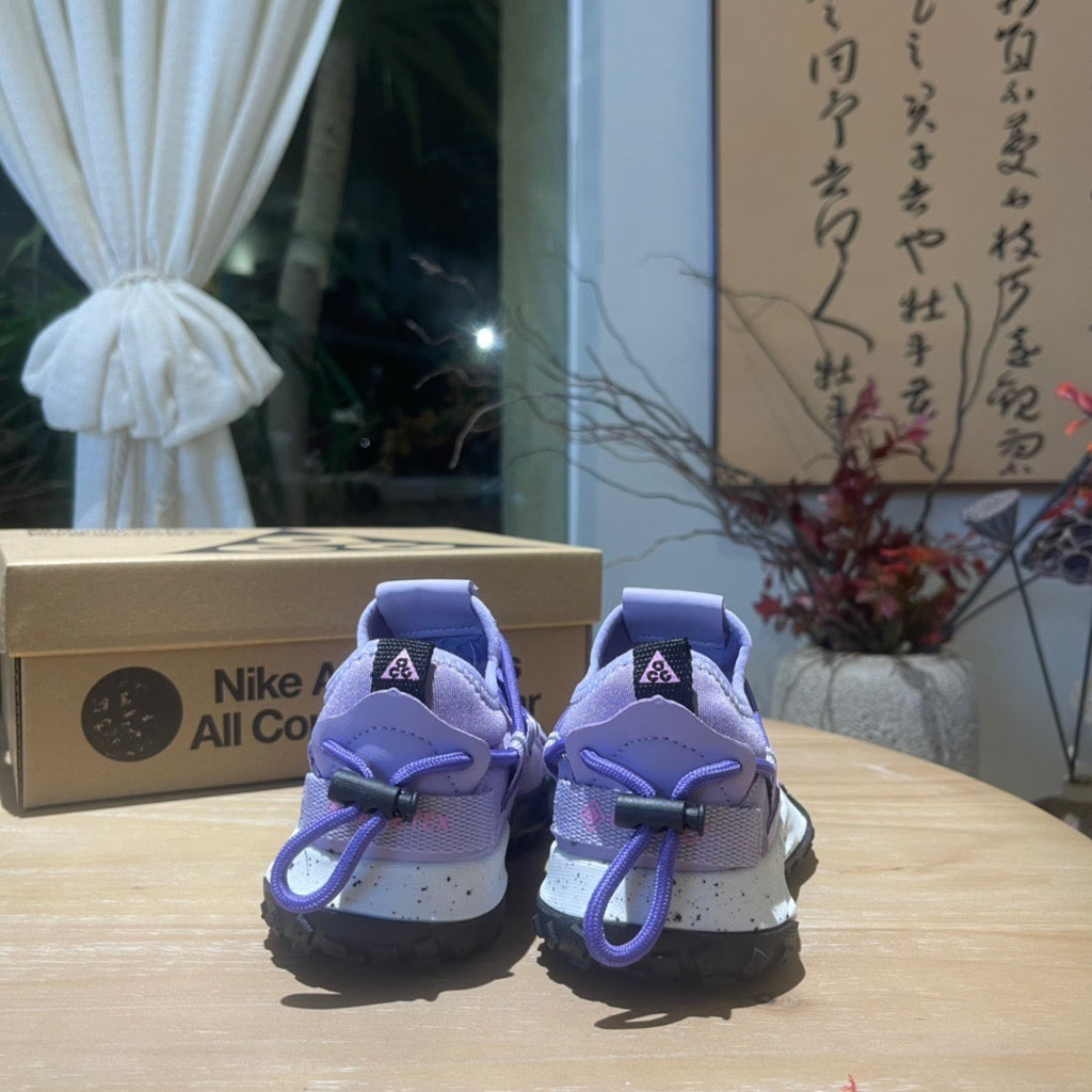 Nike ACG outdoor hiking shoes