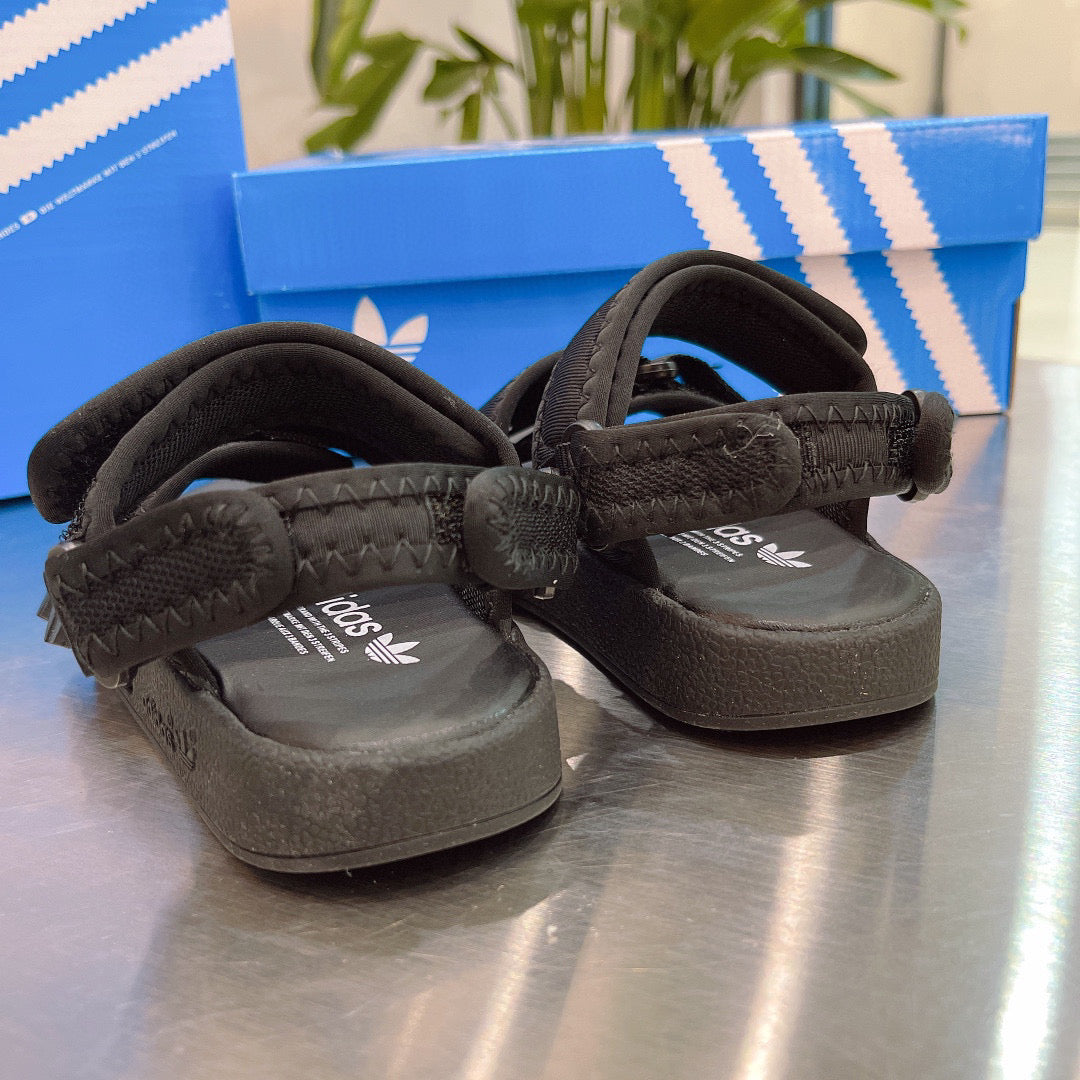 Adidas clover hook and loop beach sandals" black"