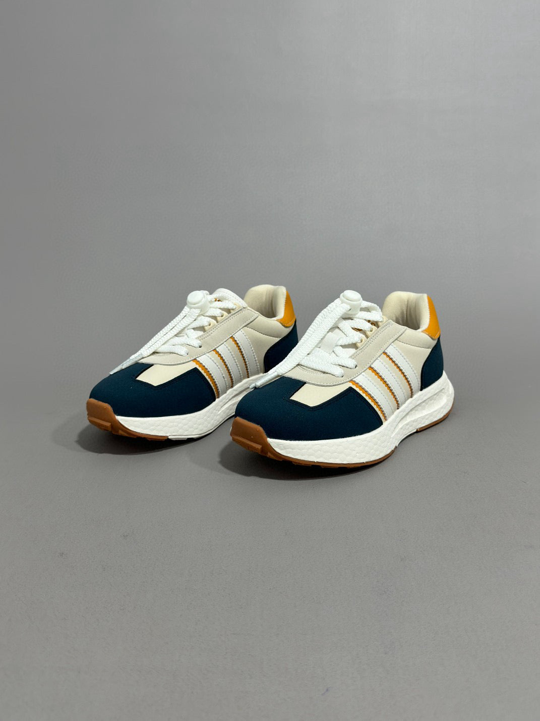 Adidas Popcorn Running Shoes" white, Navy"