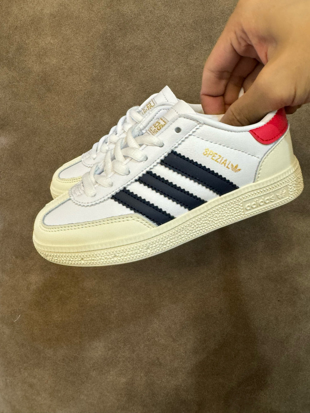 Adidas training 3 generation pig leather children's shoes" white"