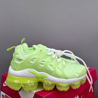 Nike AIR MAX plus full-length air cushion"  lime green."