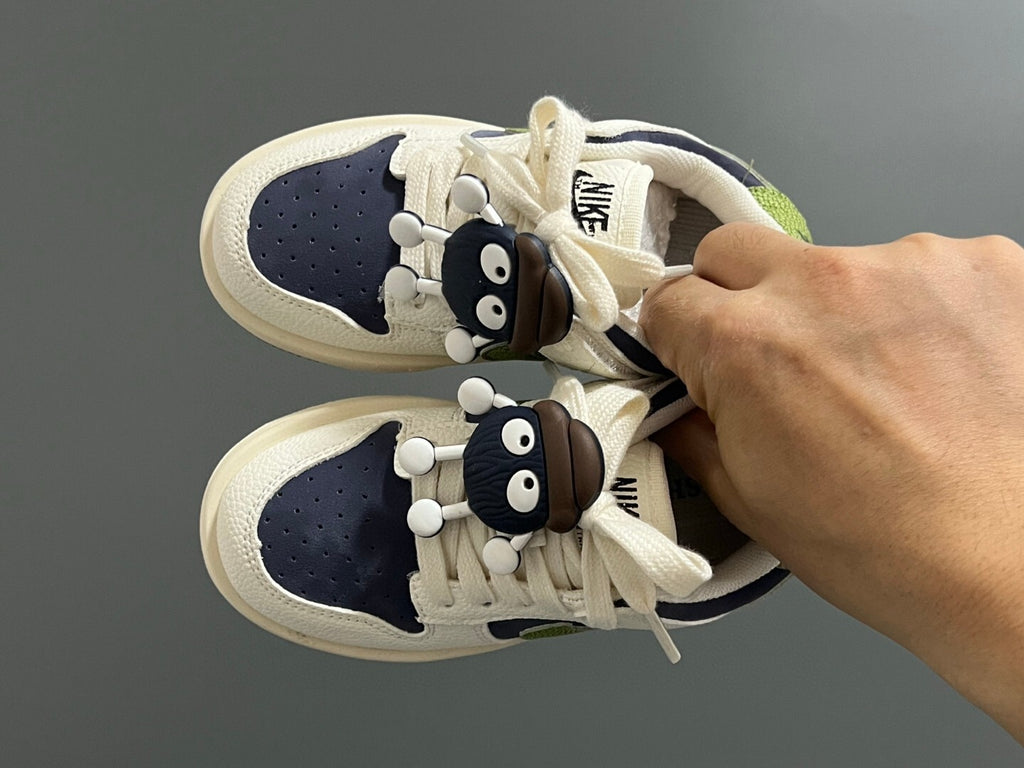 S-shaped low-top co-branded cartoon Velcro