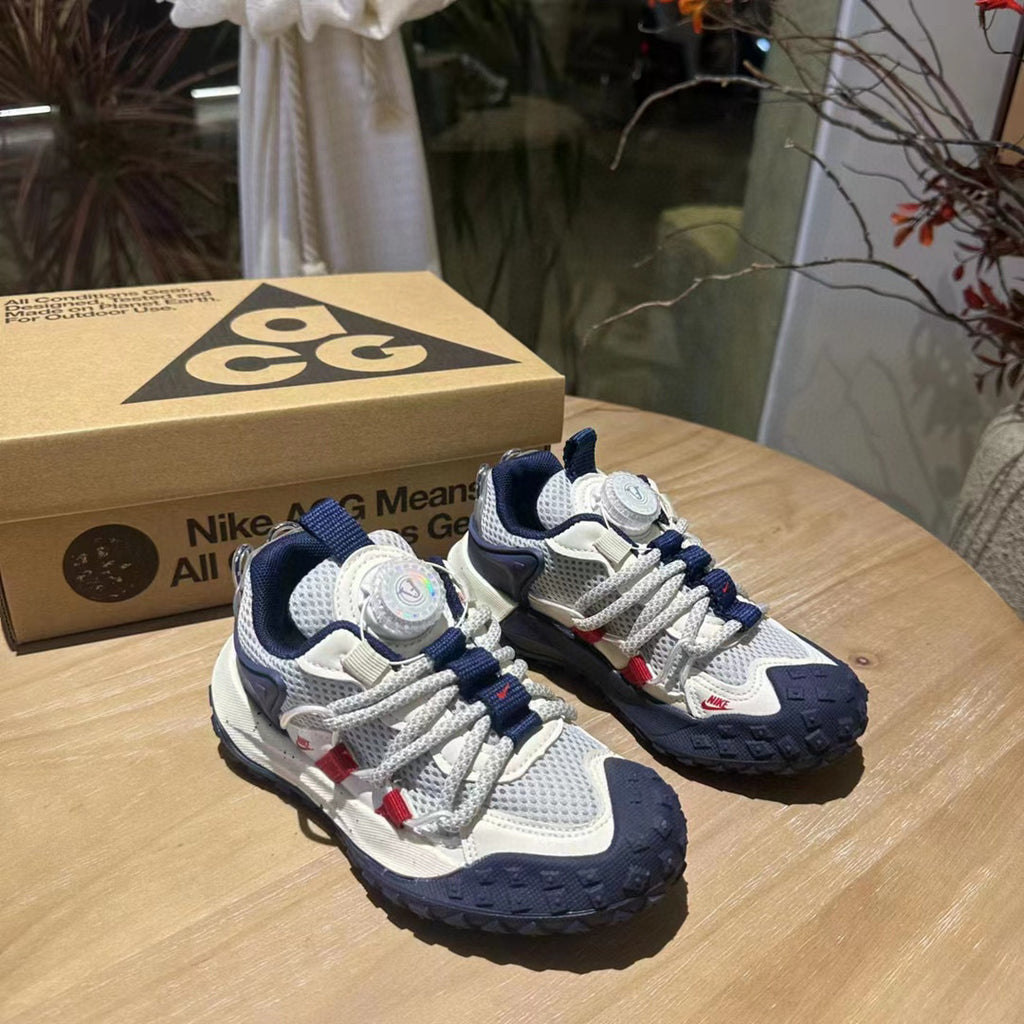 Nike ACG outdoor hiking shoes" Navy"