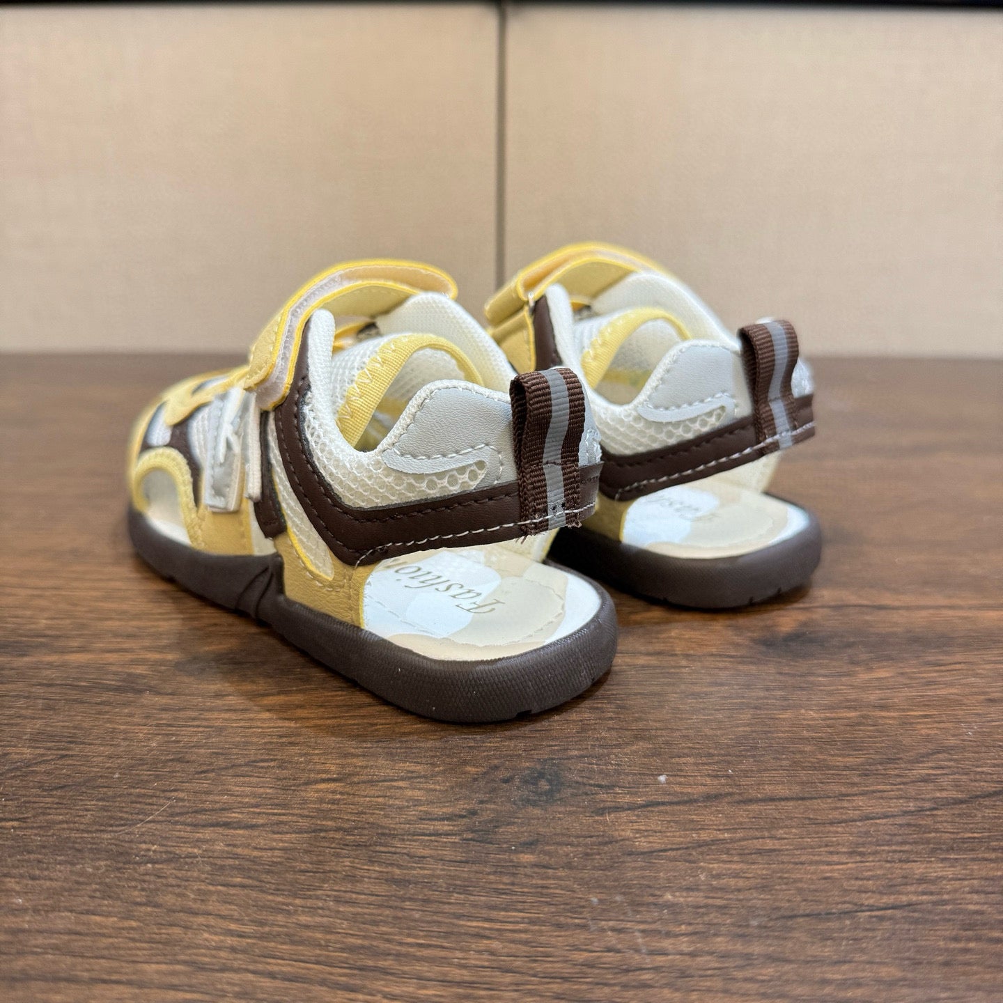 Miumiu co-branded river sandals "  yellow, dark brown"