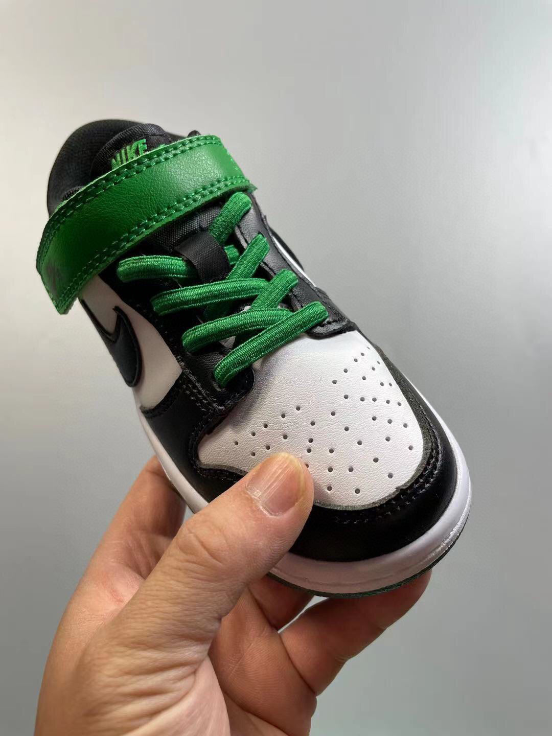 Nike SB single buckle sneakers" white, black, green"