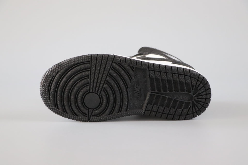 AJ-89 " white, black"