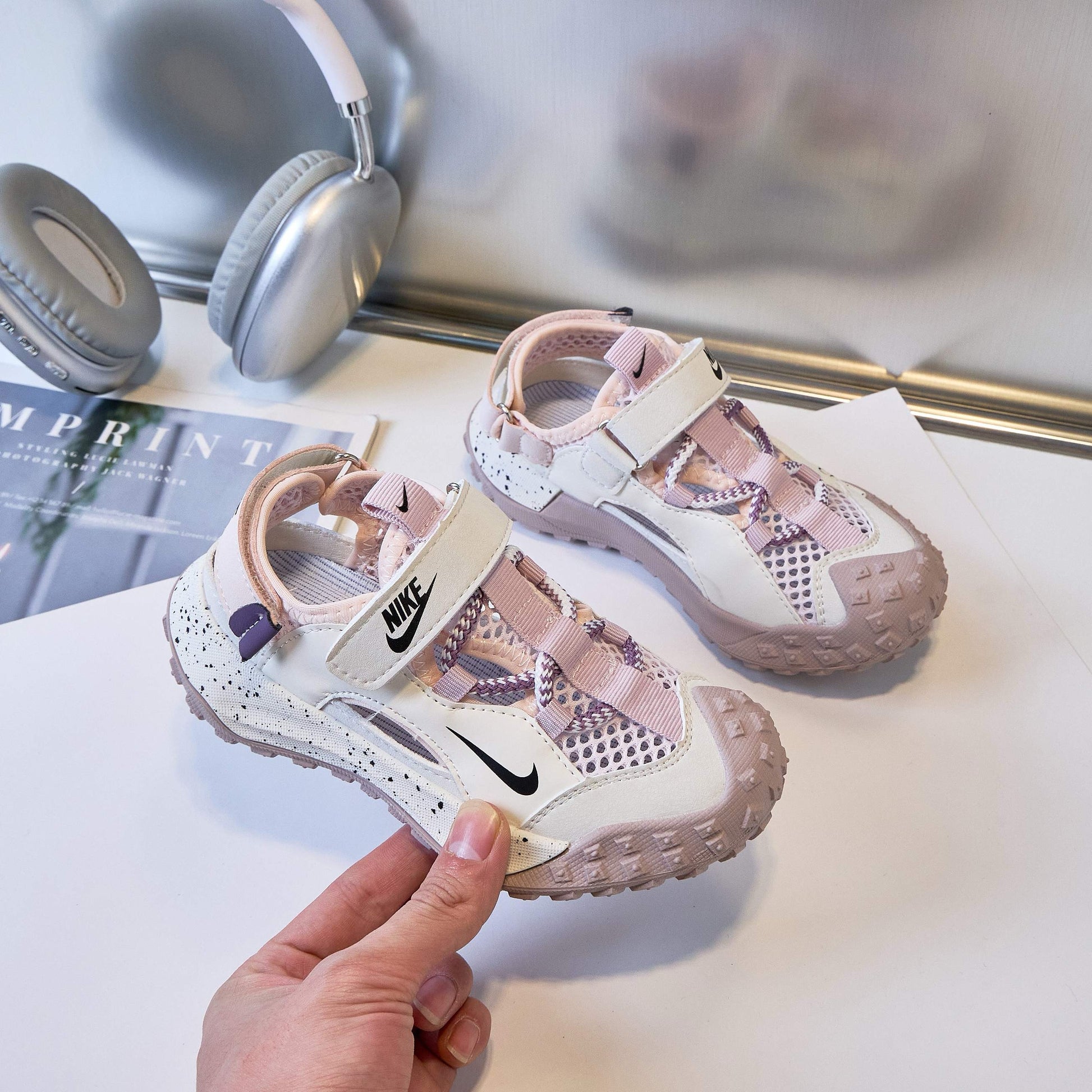 Nike tire bottom Velcro sandals" cream , Muted Mauve"