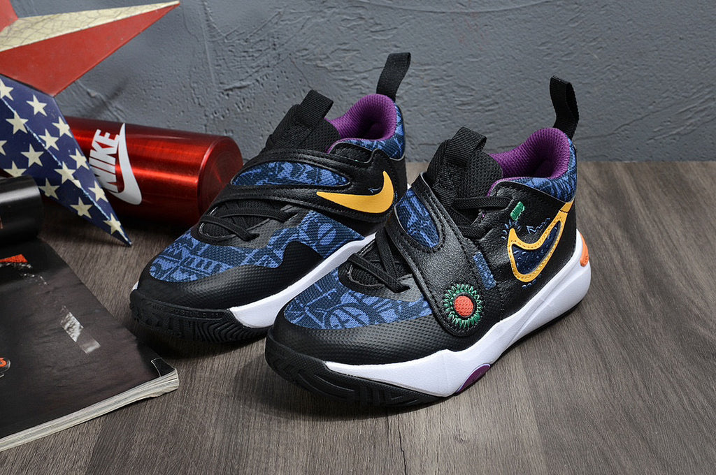 Nike's new UFO slip-on shoes for children" Black"