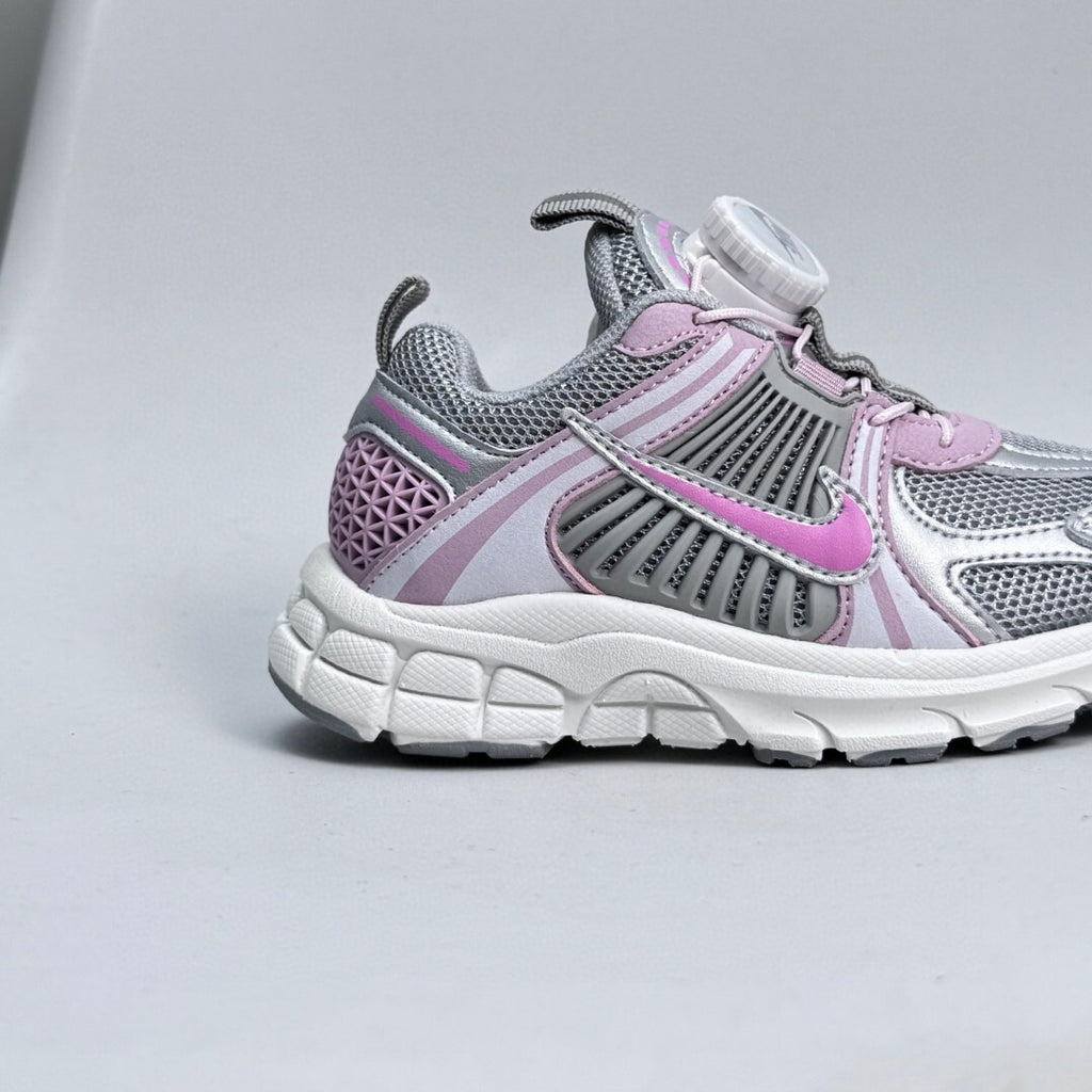 Nike Zoom V5 Retro Sneakers