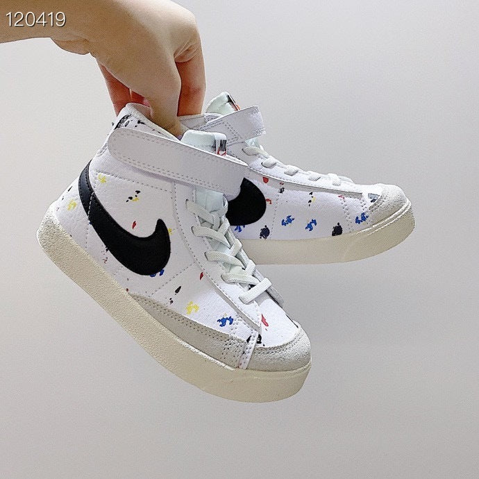 NK Trail Blazers mid-cut " white, black"