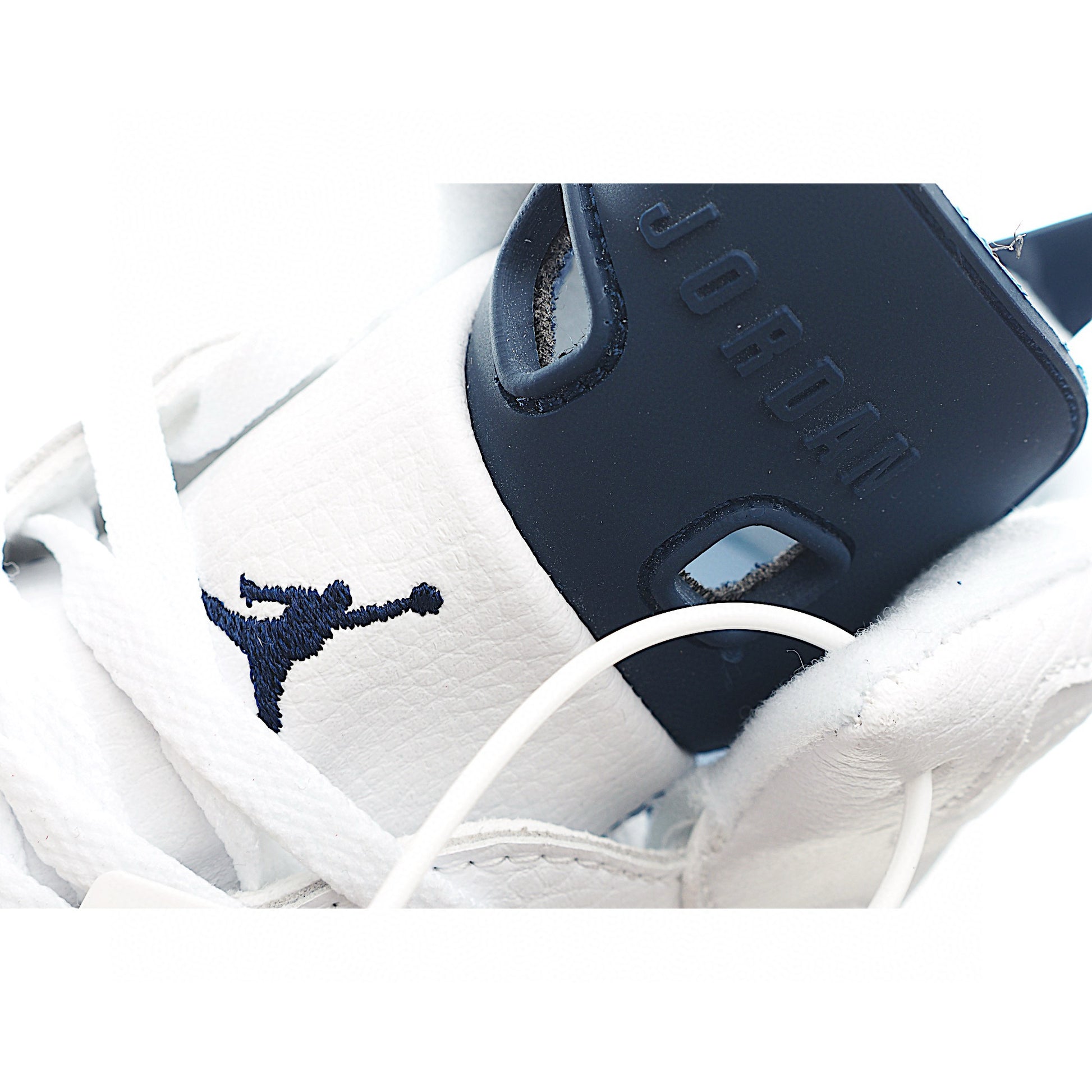 Joe 6 Air Cushion Basketball Shoes for Kids" white, blue"