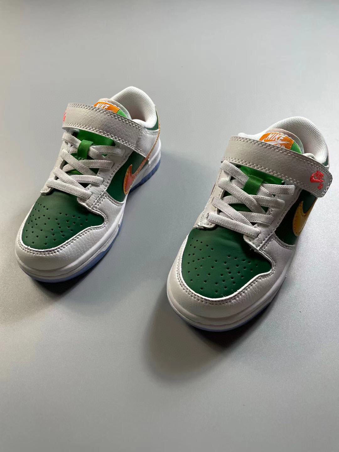 Nike SB single buckle sneakers" green"