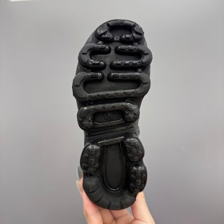 Nike AIR MAX plus full-length air cushion children's sports shoes "black with white lines"