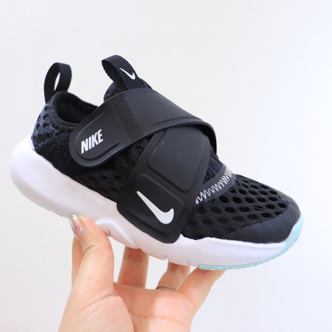 Nike Little UFO Large Mesh Velcro Children's Shoes" black"