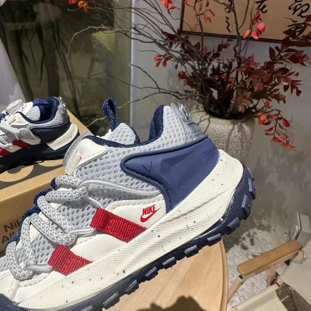 Nike ACG outdoor hiking shoes" Navy"