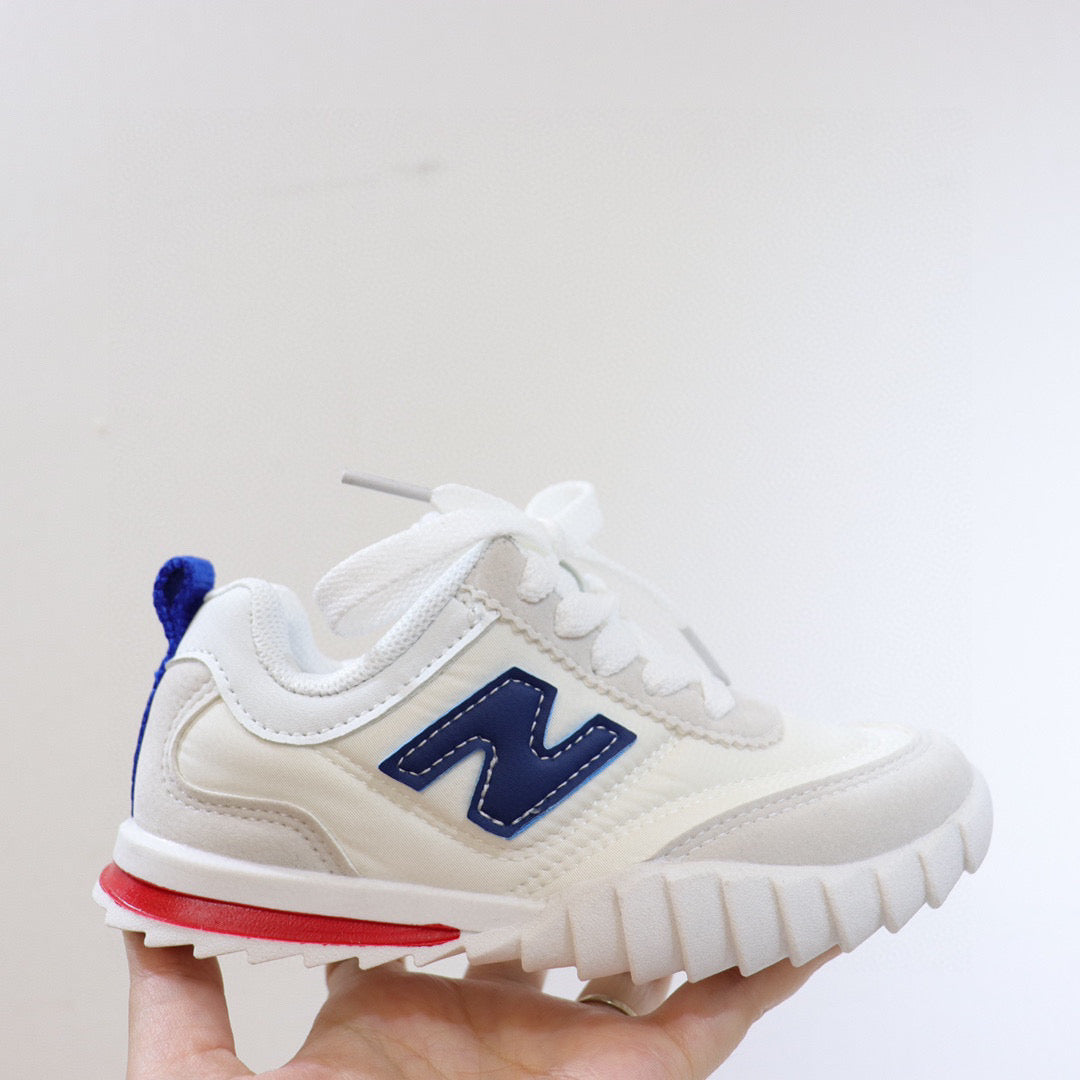 NB overseas version of the shoes" white"