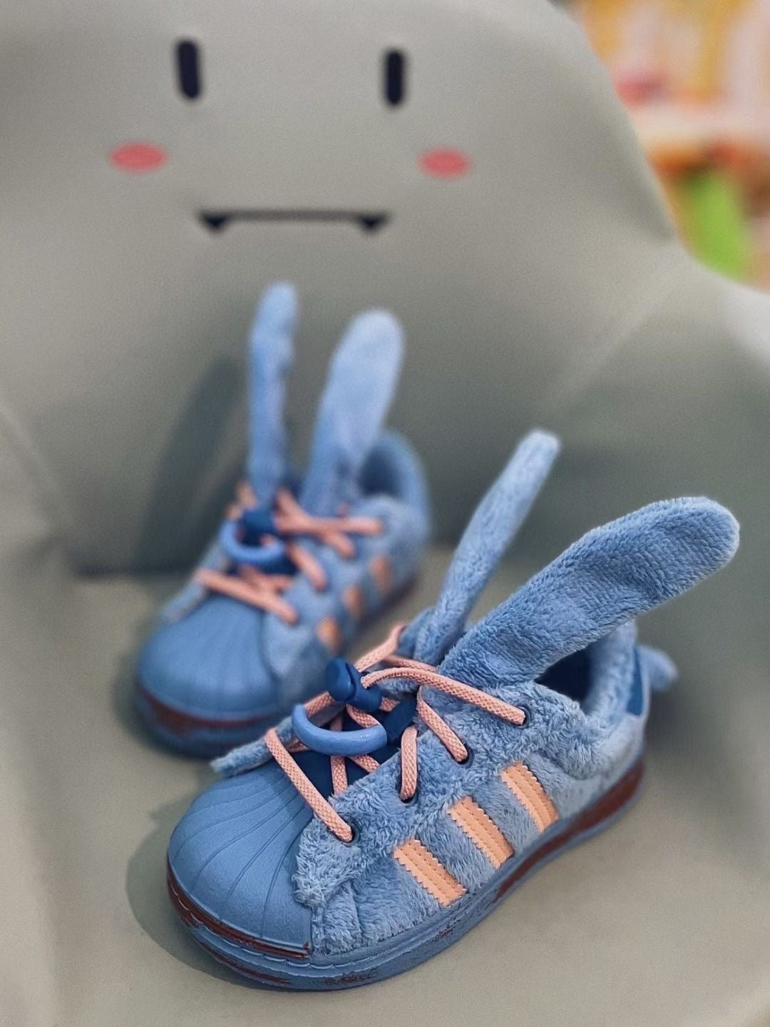 Adidas Shell Toe Joint Blue Rabbit & Carrot" blue"