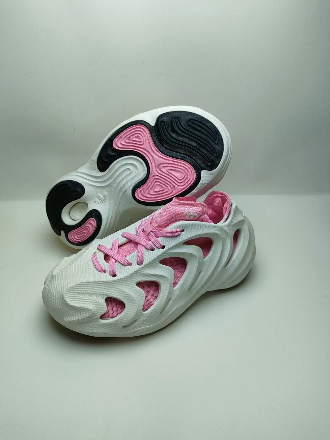 ADIDAS clover adiFOM boys and girls hole shoes " light gray, pink"