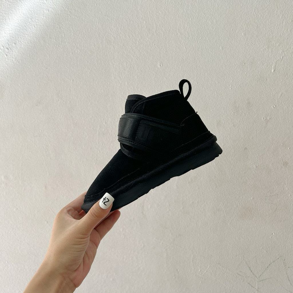 UGG Neum,Snow Boots