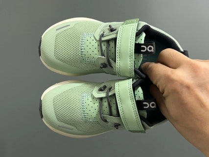 On Angpao Velcro Elastic Band" light green"