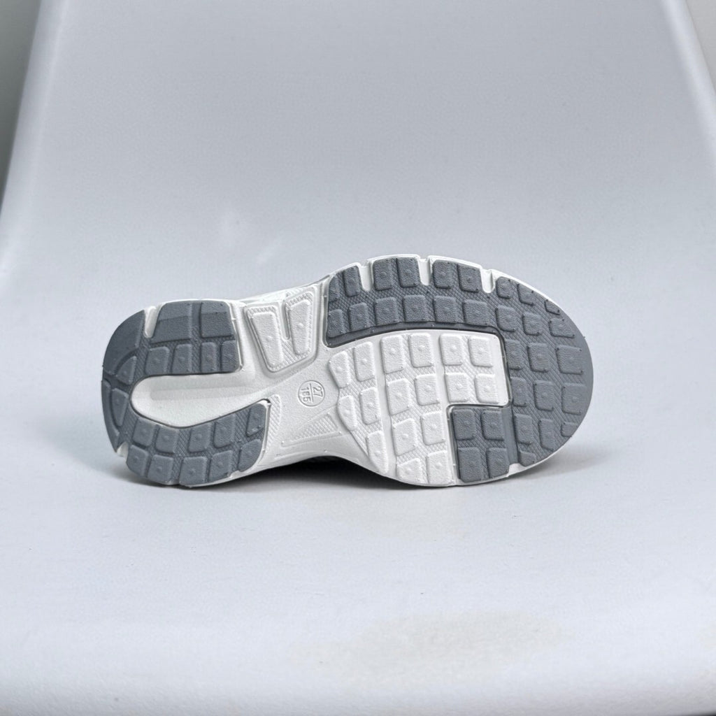 Nike Zoom V5 Retro Sneakers
