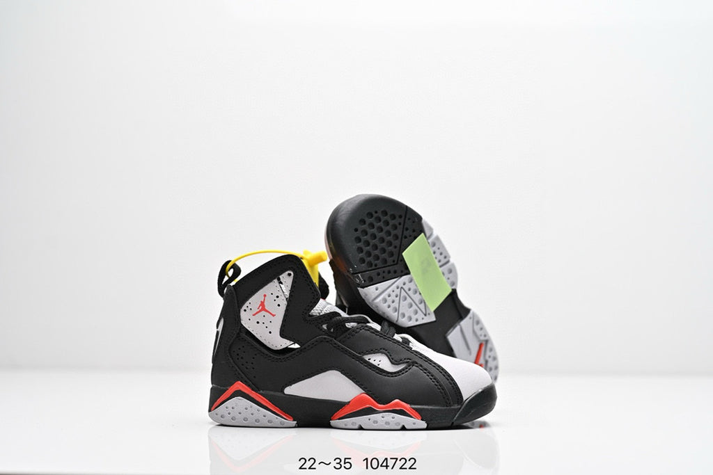 Joe 7.5 children's basketball shoes" white, black"