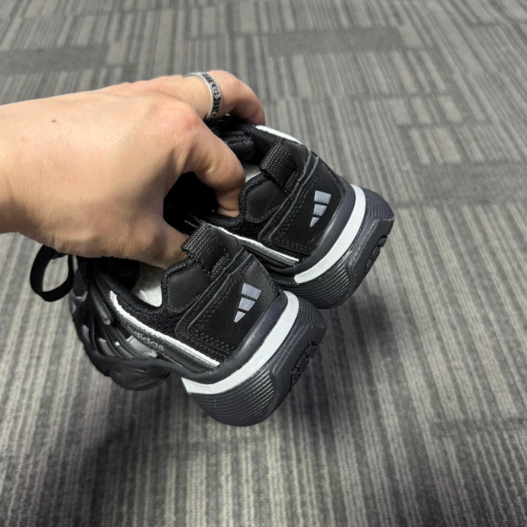 Adidas dad shoes" black"
