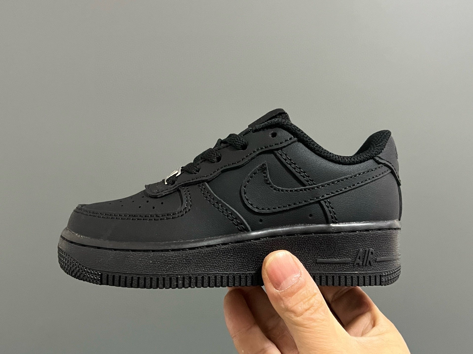 Nike Air Force 1 Low Top Sneakers