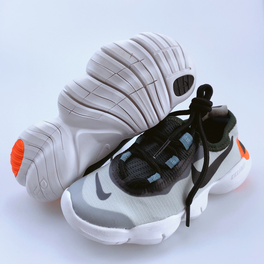 Nike Barefoot 5.0 Kids" light gray"