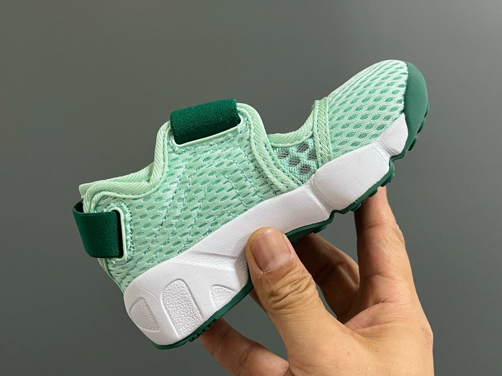 Nike Ninja Closed Toe Sandal " green"