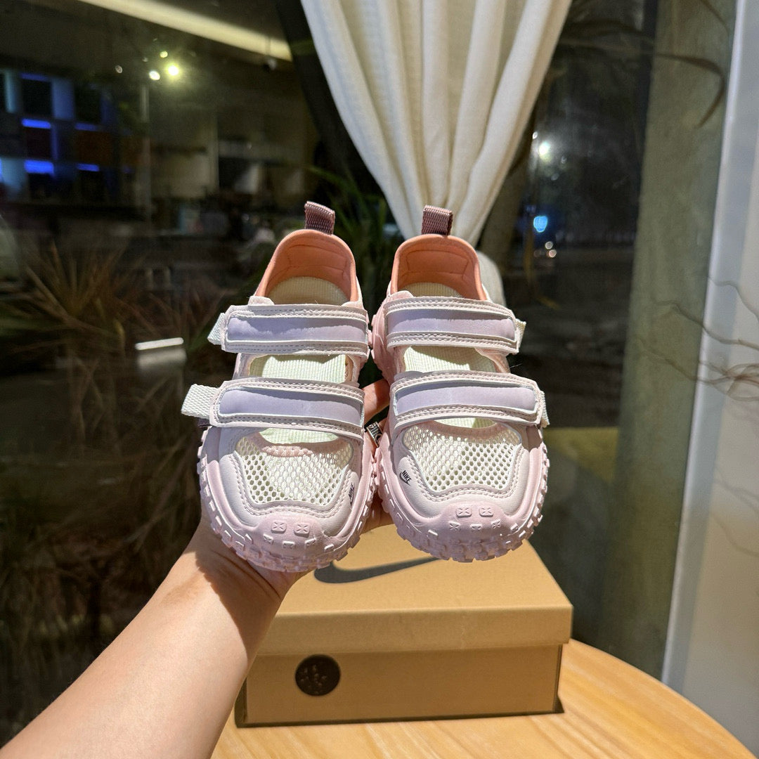 Nike tire bottom Velcro hollow sandals" light cream/ pink, blue"