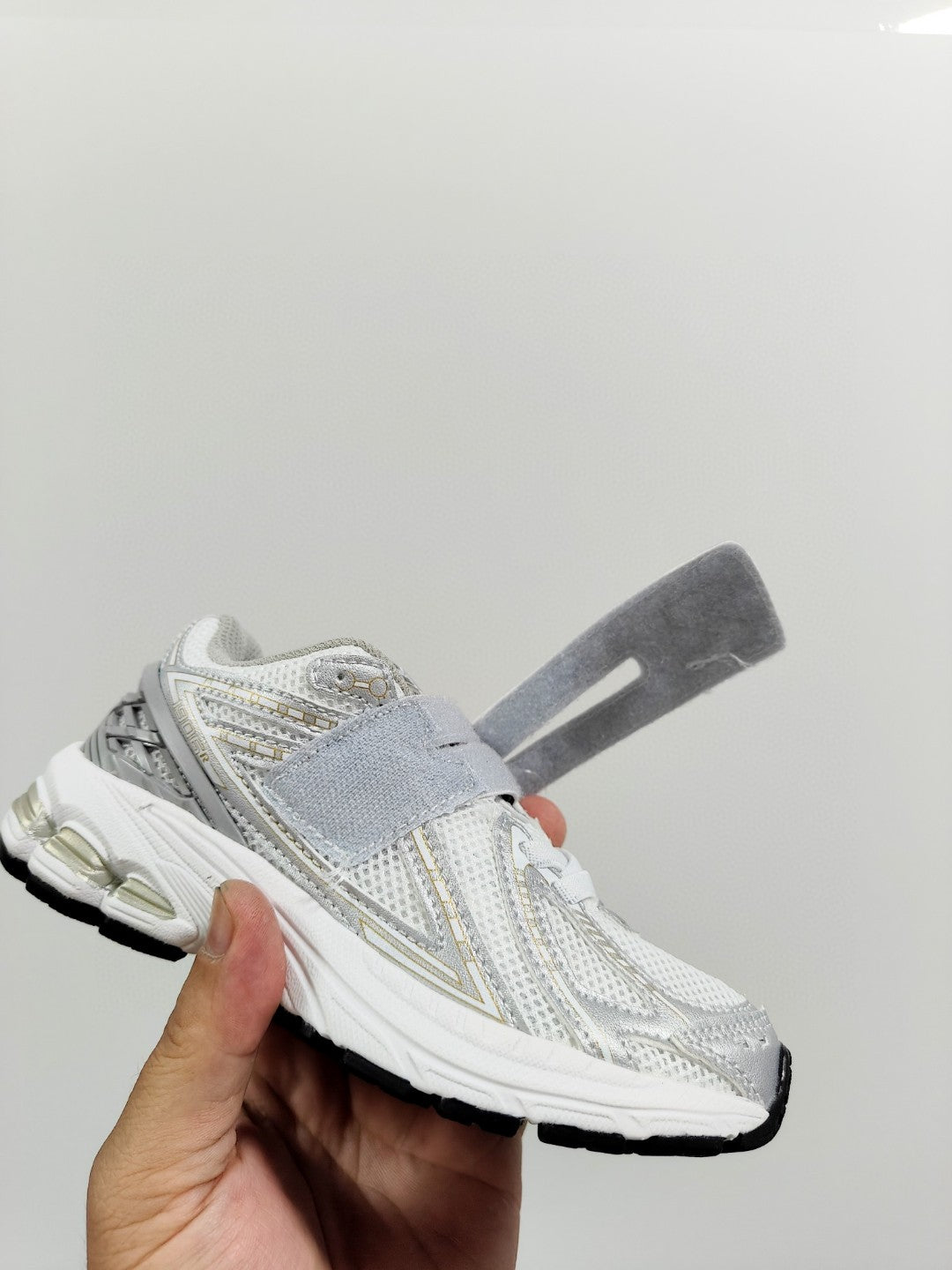 NB 1906 Velcro Kids Running Shoes" white, silver"