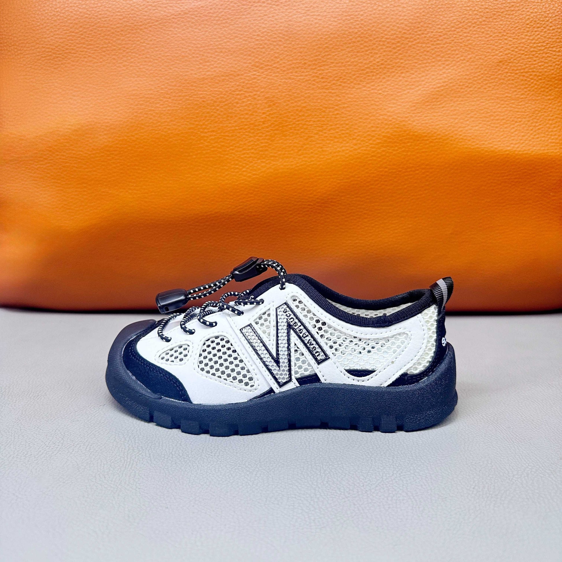 N530 MIUMIU Stream Sandals" white and dark blue"